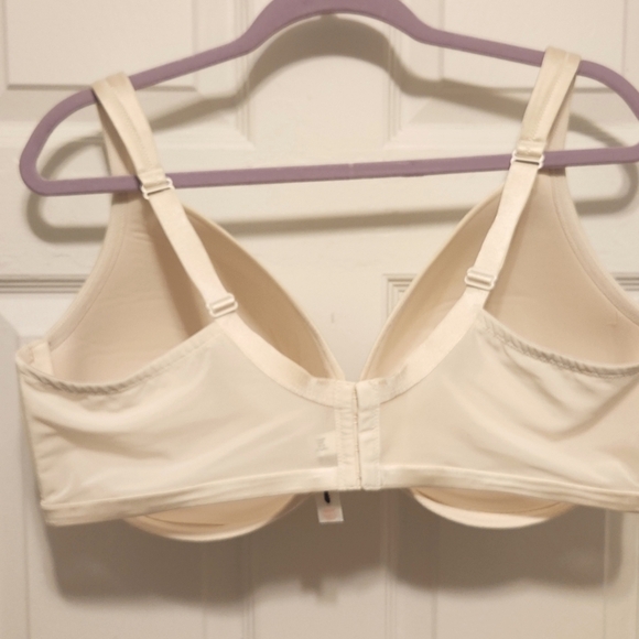 CACIQUE 46DD Cream Full Coverage Bra WHIT UNDERWIRE. - Picture 2 of 7